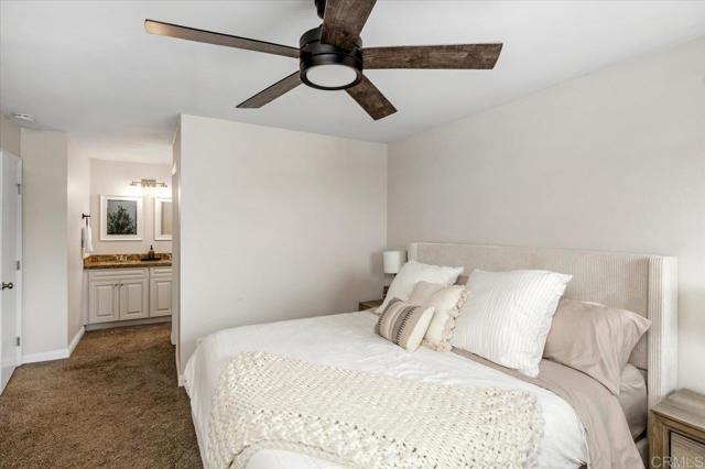 2137 N Mammoth Place, Escondido CA: https://media.crmls.org/mediaz/57e62895-9702-4e44-b032-876e94b688ec.jpg