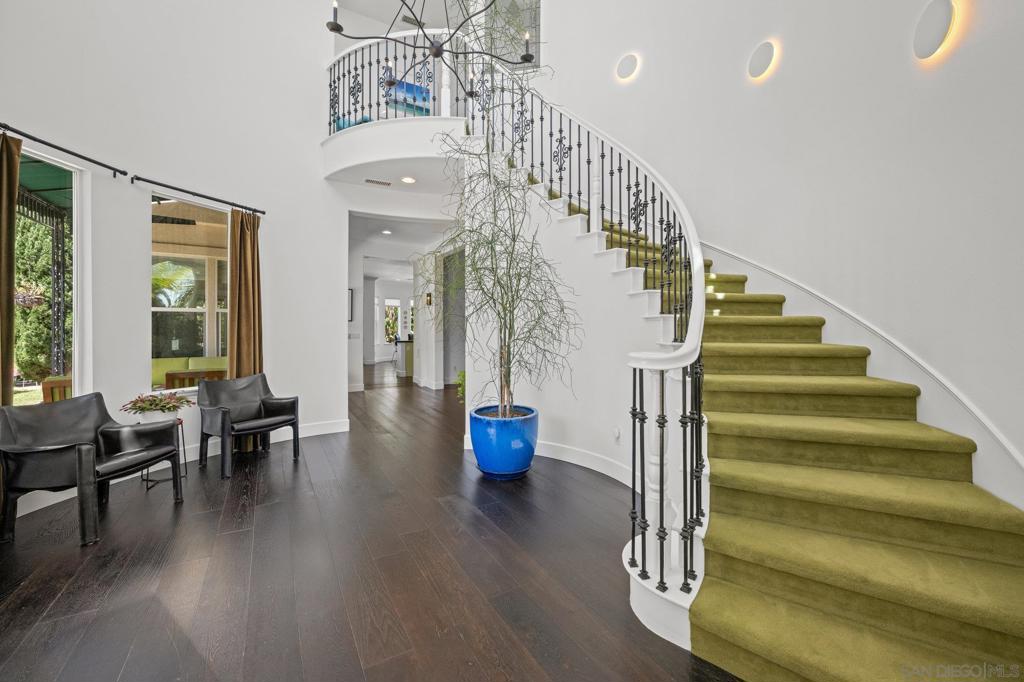 MLS #250034632SD image #8