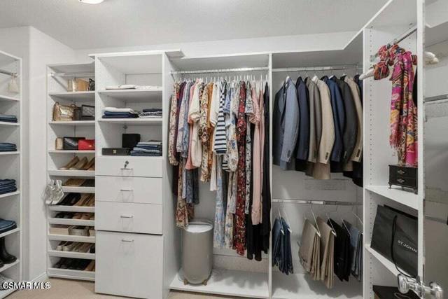 24587 Lola Lane, Newhall CA: https://media.crmls.org/mediaz/57e78ba6-ed76-4234-9b17-3d2a22ea56ba.jpg