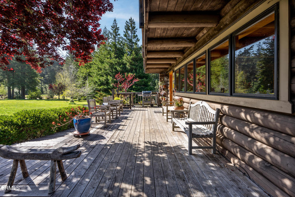 https://media.crmls.org/mediaz/57e8dd2b-6192-4c21-a3bb-5fd9b00080d9.jpg?preset=X-Large