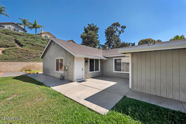 4853 Colony Drive, Camarillo CA: https://media.crmls.org/mediaz/57ea78f1-b6fa-448e-a616-b096ba58e370.jpg