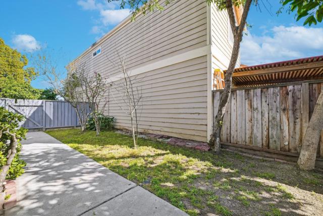 Image 35 of 51 For 1153 Rosebriar Way