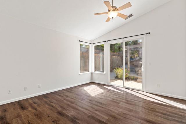 1476 Senegal Court, Gilroy CA: https://media.crmls.org/mediaz/57ebd5f3-6fcb-4a9c-9e0c-cc4ec08cf7e6.jpg