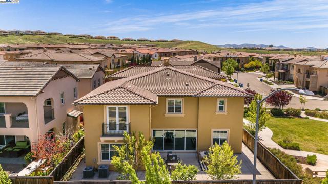 3044 Gritstone Street, Danville CA: https://media.crmls.org/mediaz/57edc2a5-b3bf-41b4-bbd5-59ab5715bedb.jpg