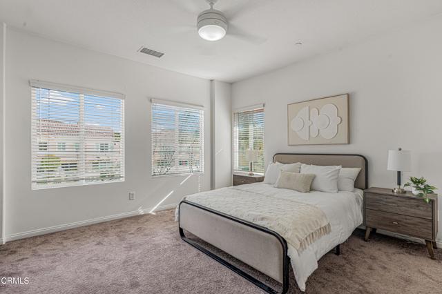 Detail Gallery Image 16 of 50 For 2916 Esperanza Way #F,  Simi Valley,  CA 93063 - 4 Beds | 3 Baths