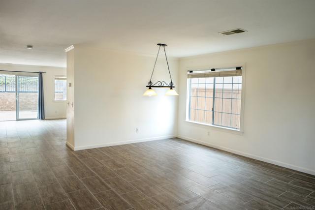 Image 6 of 23 For 390 La Soledad Way