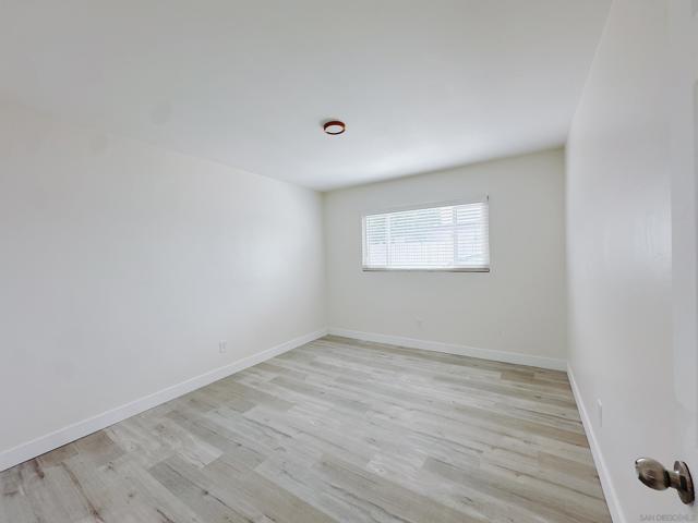 278 Oxford St, Chula Vista CA: https://media.crmls.org/mediaz/57ef8cb4-cb0a-44b1-b35d-2bf471d8a0f9.jpg