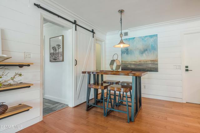 552 Longbranch Road, Simi Valley CA: https://media.crmls.org/mediaz/57efb6a7-3a2f-4e61-890c-2a80b4c7e22d.jpg