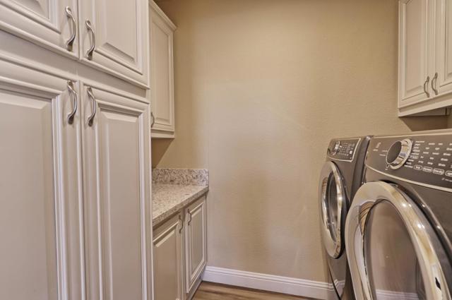 268 Cherry Court, Morgan Hill CA: https://media.crmls.org/mediaz/57f09504-0e73-4abb-9977-2e5f0b4cc77a.jpg