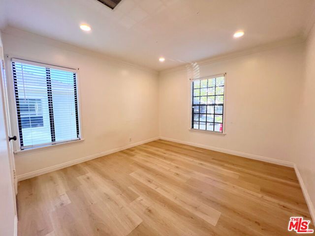 7311 Dunfield Avenue, Los Angeles CA: https://media.crmls.org/mediaz/57f16f4f-71fb-4321-9626-88b662f670a7.jpg