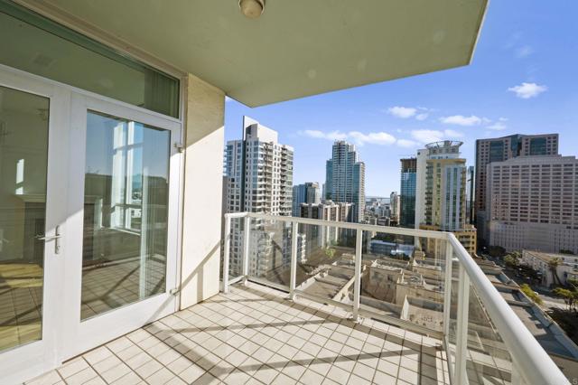 Detail Gallery Image 45 of 52 For 850 Beech St #1404,  San Diego,  CA 92101 - 2 Beds | 2 Baths