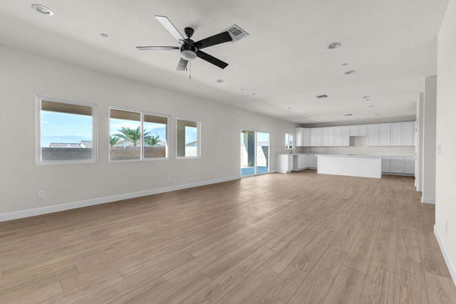 Image 3 of 49 For 65361 Avenida Dorado
