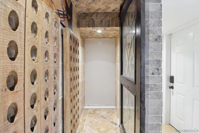 4611 Santa Cruz Ave, San Diego CA: https://media.crmls.org/mediaz/57f3ca52-3a21-43d0-949b-2547de9f95c1.jpg