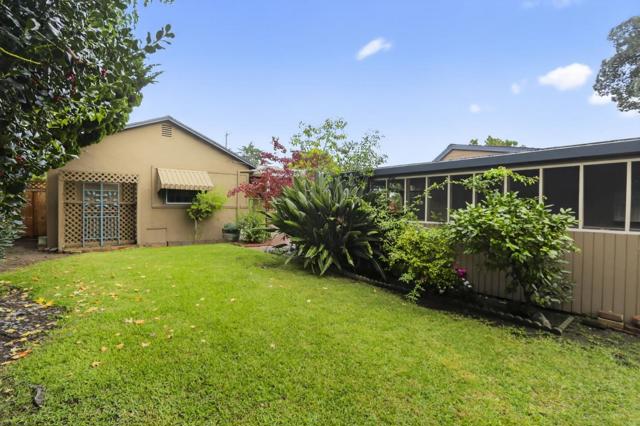 77 Sunnyslope Avenue, San Jose CA: https://media.crmls.org/mediaz/57f3f376-d9c5-4b00-a615-495df419e682.jpg