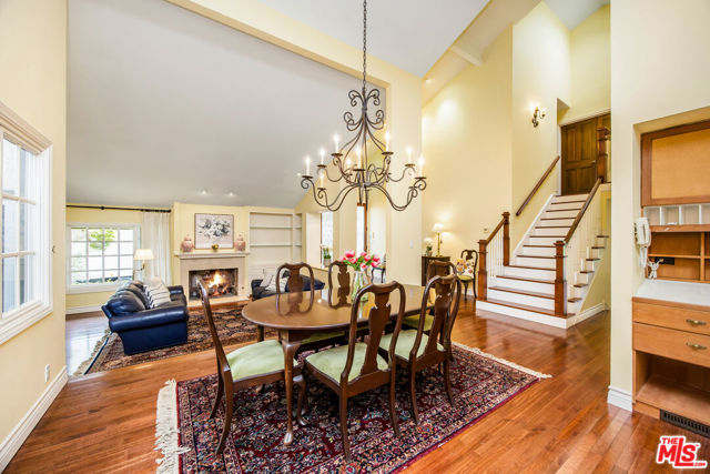 2124 Eric Drive, Los Angeles CA: https://media.crmls.org/mediaz/57f536a7-9ada-4f1a-846c-0d2eb121358b.jpg