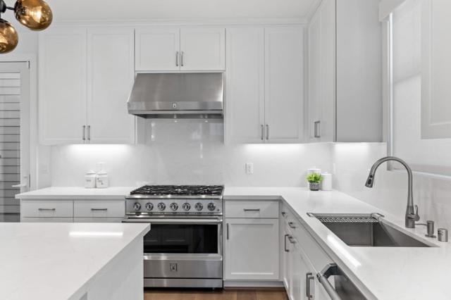 18855 Montalvo Oaks Circle, Los Gatos CA: https://media.crmls.org/mediaz/57f626cc-167b-435d-bb7d-41feca56d67e.jpg