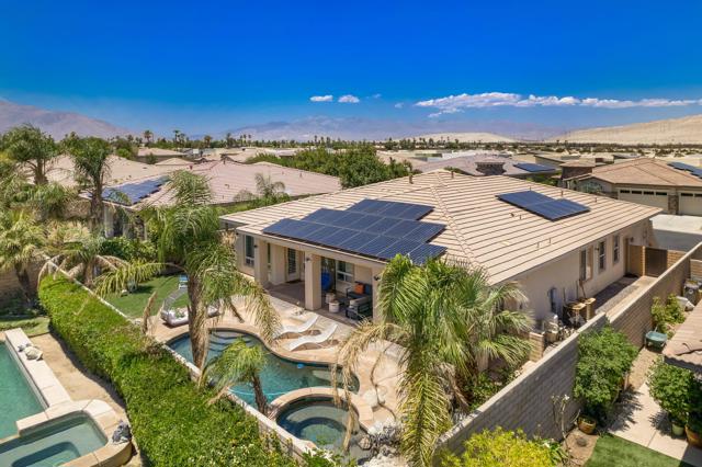 68 Via Del Pienza, Rancho Mirage CA: https://media.crmls.org/mediaz/57f6bf7b-3cc8-441b-9902-46716cb09a89.jpg