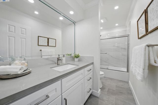 2387 Gomes Rd, Fremont CA: https://media.crmls.org/mediaz/57f7afba-fef3-46ad-ab79-702a9dd5ae5f.jpg