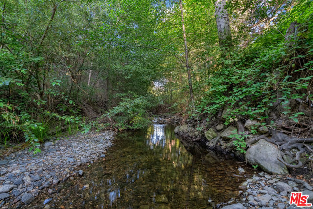 17832 Little Tujunga Canyon Road, Santa Clarita CA: https://media.crmls.org/mediaz/57f7c931-d428-422b-b154-570eefef09bf.jpg