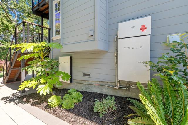 739 Oak View Way, Redwood City CA: https://media.crmls.org/mediaz/57fa3fd6-7dc8-4082-a9ae-1b4e66377157.jpg