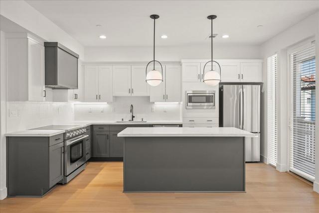 224 Carroll Street, Sunnyvale CA: https://media.crmls.org/mediaz/57fabb10-3603-4496-8a01-66fd4e038227.jpg