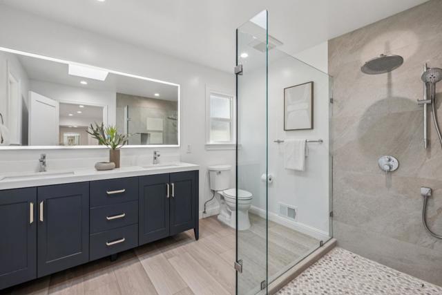 1315 Black Mountain Road, Hillsborough CA: https://media.crmls.org/mediaz/57fadb32-b236-4251-924c-730523dbd3ea.jpg