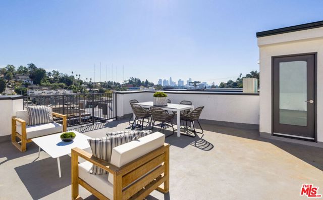2223 Clifford Street, Los Angeles CA: https://media.crmls.org/mediaz/57fc5ab9-0dd9-4f37-b9ab-746ea3b312be.jpg