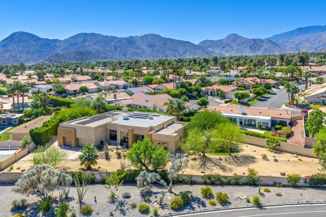 47200 Desert Lily Drive, Palm Desert, CA 92260