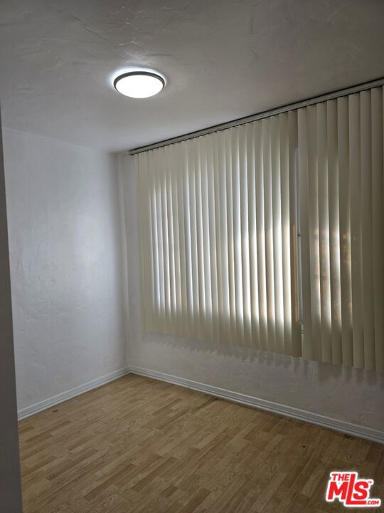 1414 S Wilton Place, Los Angeles CA: https://media.crmls.org/mediaz/57fcb70e-5ac7-43fa-8d9b-d517a7ca7476.jpg