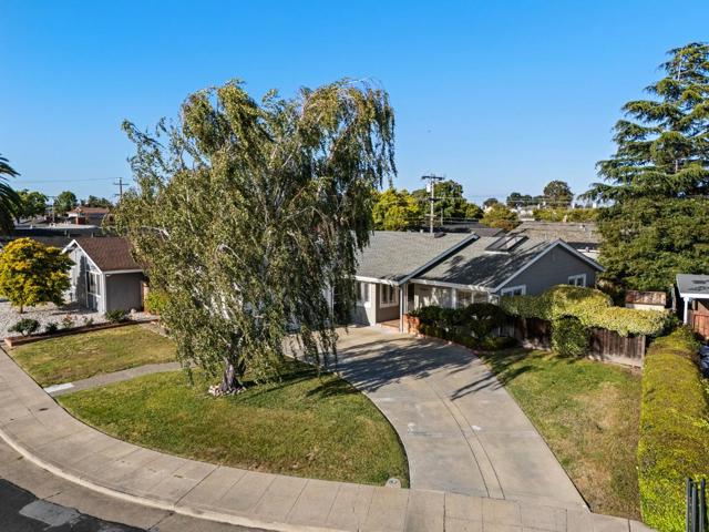 3257 Llano Street, San Mateo CA: https://media.crmls.org/mediaz/57fd466c-bef3-4cbb-a3ab-9136ade56edb.jpg