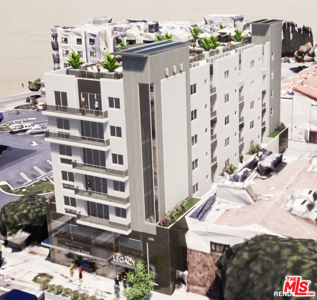 1255 S La Cienega Boulevard, Los Angeles CA: https://media.crmls.org/mediaz/57fdb27f-4c2c-4ec4-b05c-92c1f7dc2f07.jpg