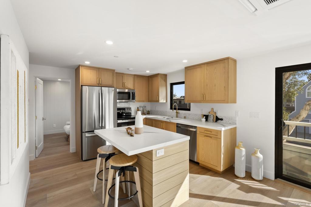 MLS #250041284SD image #10