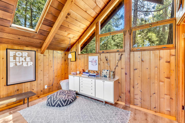 54385 S S. Circle Drive, Idyllwild CA: https://media.crmls.org/mediaz/57febd72-1b47-4472-bc7f-60ddd4270fd8.jpg