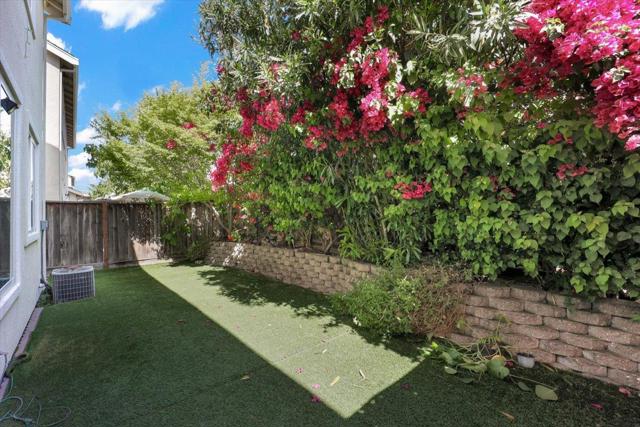 2012 Purcell Place, San Jose CA: https://media.crmls.org/mediaz/57fef798-69d4-4a9f-a9c2-26b0a21b9804.jpg