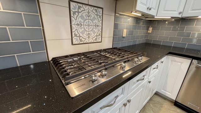 54925 Avenida Alvarado, La Quinta CA: https://media.crmls.org/mediaz/57ff12a0-dc0b-4092-9468-8ab1ef7a720a.jpg