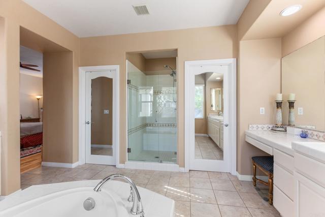 891 Antilla Way, San Marcos CA: https://media.crmls.org/mediaz/57ff21d4-bde9-4cb9-bc90-edfa0ee8dbfe.jpg