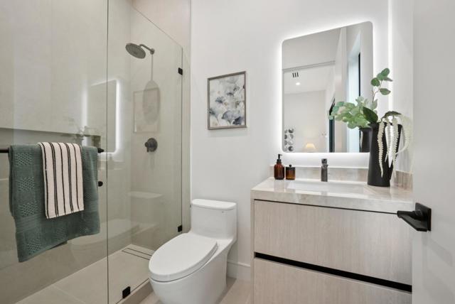 14695 Horseshoe Drive, Saratoga CA: https://media.crmls.org/mediaz/57ff38b0-fdaf-4e61-95eb-1ce320d41dac.jpg