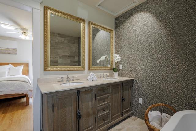 643 Channing Avenue, Palo Alto CA: https://media.crmls.org/mediaz/57ff3a30-91e6-4c3e-bb4b-5bfd6272ad0b.jpg