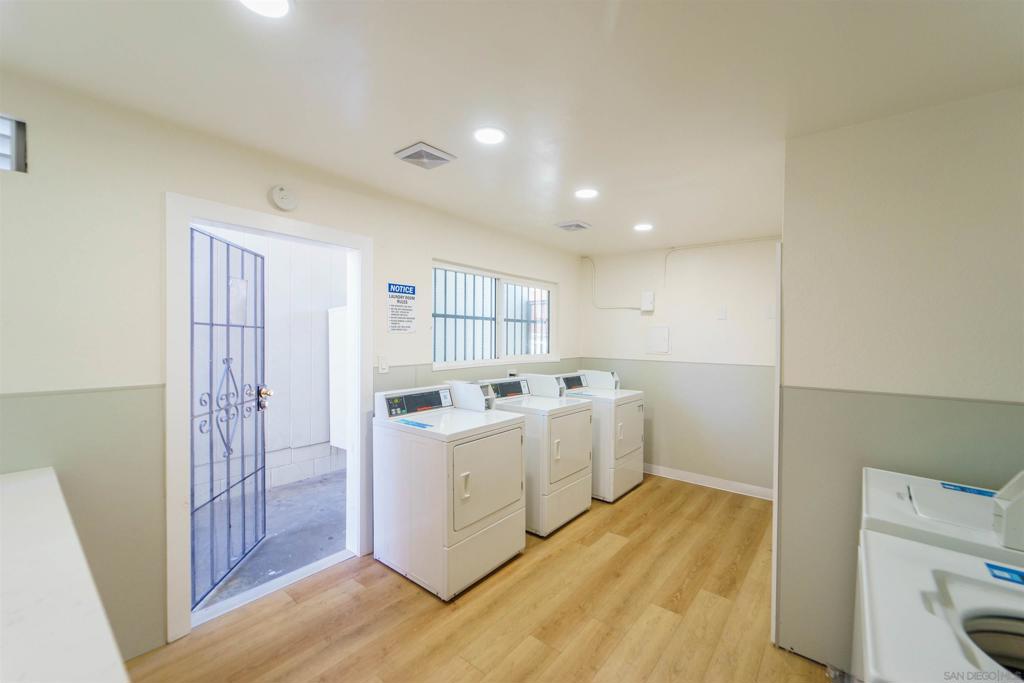 MLS #250039023SD image #12