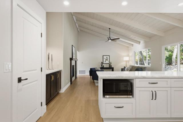 35 Deer Forest Drive, Monterey CA: https://media.crmls.org/mediaz/58000f90-d36f-4153-b6e8-c2bbffde9938.jpg