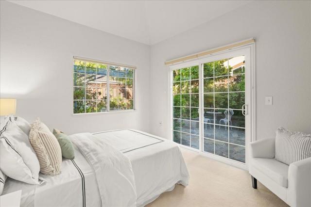 4173 El Camino Real, Palo Alto CA: https://media.crmls.org/mediaz/580027c0-f7ae-4019-b1ac-96f3d22ef259.jpg