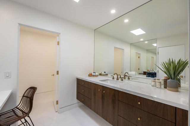76670 Lark Lane, Indian Wells CA: https://media.crmls.org/mediaz/58005978-7589-4cf3-ad3e-cc06ee308dbb.jpg