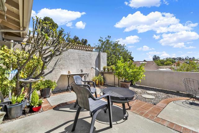 Image 43 of 50 For 17925 Avenida Cordillera