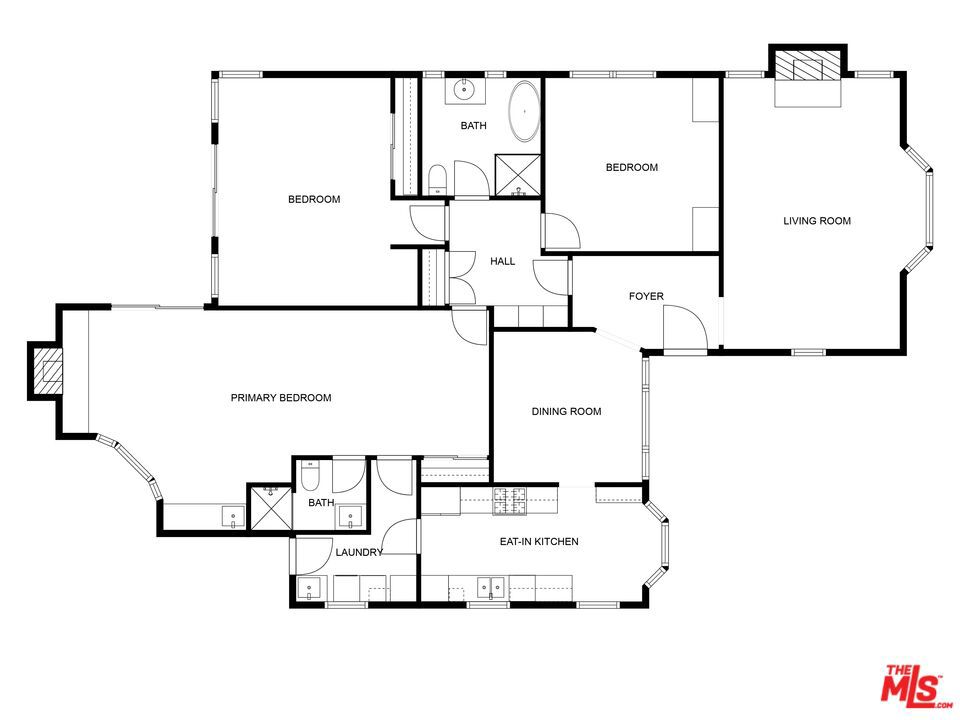 https://media.crmls.org/mediaz/58010fb0-94be-4fab-9450-485f2adbb1a3.jpg?preset=X-Large