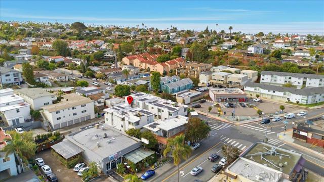 4177 Voltaire, San Diego CA: https://media.crmls.org/mediaz/58011978-3533-4fe1-8c79-0465ef26d9d5.jpg