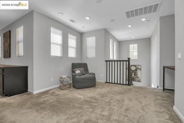 497 Tintori Ct, Brentwood CA: https://media.crmls.org/mediaz/5803d1e5-fd64-46c1-9978-2dc3b0abec3a.jpg