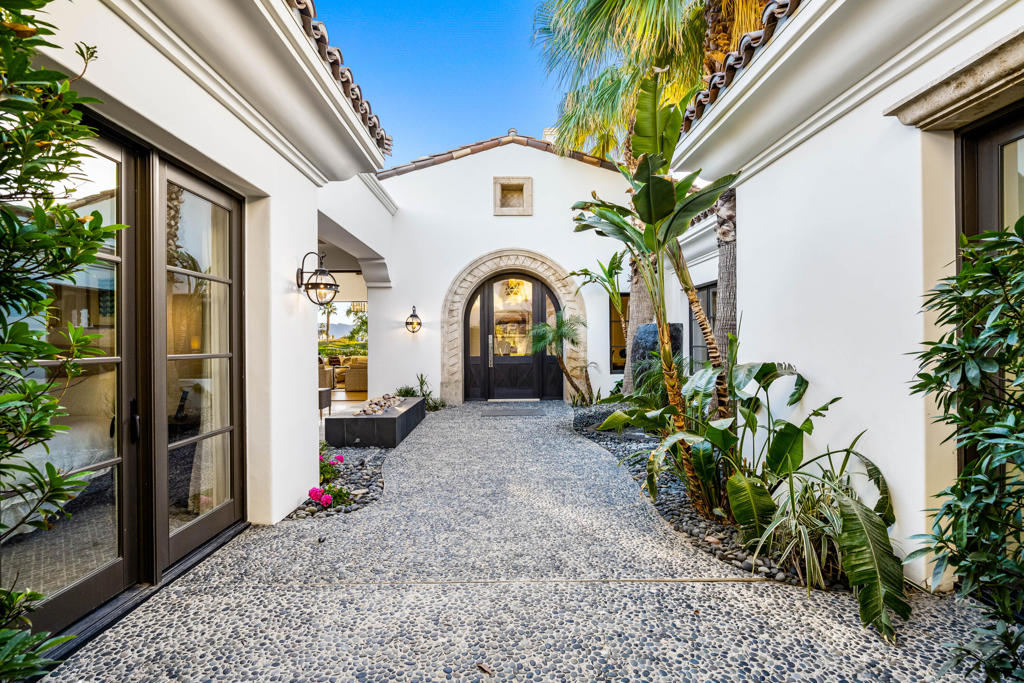 5804e61e 829a 4c4e Bf66 9ae1d57a9ead