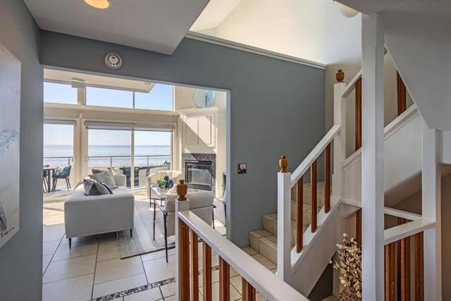 317 Beach Drive, Aptos CA: https://media.crmls.org/mediaz/5805fb9e-2d39-4486-a01a-5d2a24db3050.jpg
