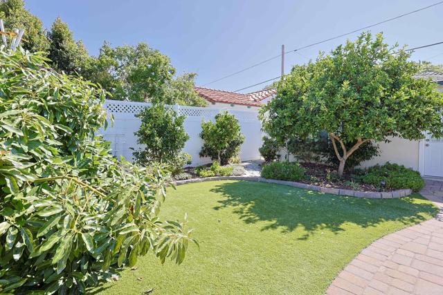 Image 32 of 55 For 733 Alameda  