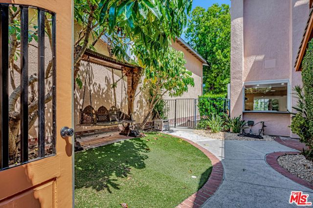 30757 Canwood Street, Agoura Hills CA: https://media.crmls.org/mediaz/5806c100-55d3-421f-bc83-f486d403e604.jpg